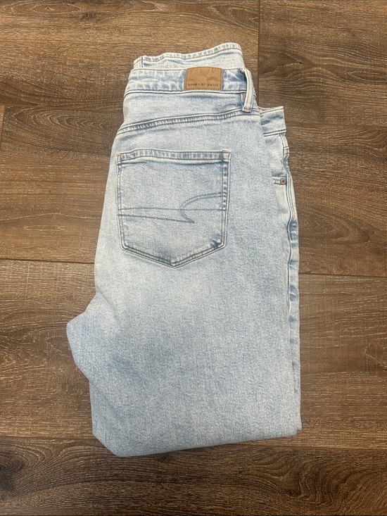 American Eagle Outfitters Denim - American Eagle Outfitters Light Blue Relaxed Jeans
